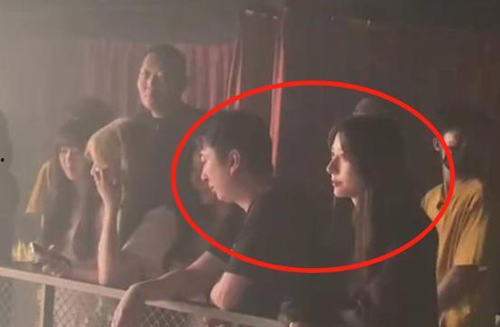 沭阳网红吃瓜事件视频,一场网络热议的瓜田奇谈  第3张 沭阳网红吃瓜事件视频,一场网络热议的瓜田奇谈  第3张