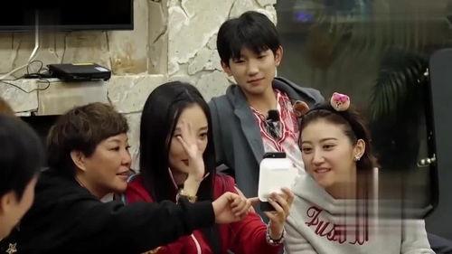 成龙爆料贾乃亮视频在线观看,视频曝光惊人内幕  第3张 成龙爆料贾乃亮视频在线观看,视频曝光惊人内幕  第3张