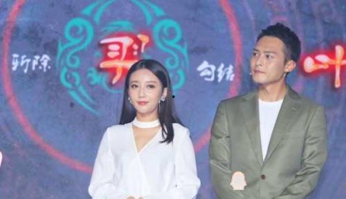 为了吃瓜进入娱乐圈,一场意外的娱乐圈之旅  第2张 为了吃瓜进入娱乐圈,一场意外的娱乐圈之旅  第2张